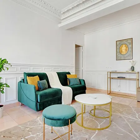 Modern - 2bd - 4p - Louvre - Marais Apartment Paris